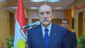 سليمان يتراجع عن الترشح لرئاسة مصر