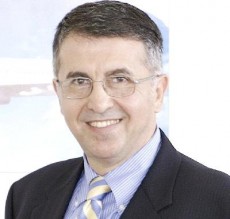 الدباس يستقيل من رئاسة " الملكية" و " العراب " اول من فتح الملف...