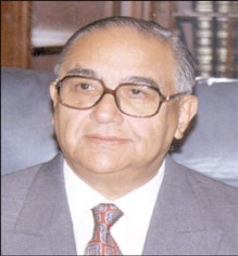 المجالي: انتخاب نصف اعضاء (الاعيان) يحقق الاستقلالية والتوازن بين السلطات