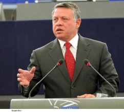 الملك: العالم العربي أفاق من غفوته