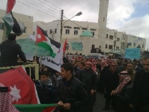 الكرك : بــ جمعة «لا براءة للفاسدين» تنتفض بوجه الرئيس المكلف الطراونة