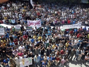 مصدر عسكري سوري : انشقاق 30 عسكرياً قرب القصر الجمهوري في اللاذقية