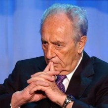 شمعون بيريس يحدد أولويات أسرائيل حتى عام 2015