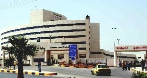 عاملو تنظيفات "مستشفى حمزة" ينفذون اضراباً