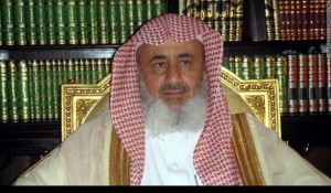 العاهل السعودي يقيل العبيكان بعد تصريحات جدلية