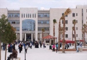 مشاجرة عشائرية كبيرة في جامعة جدارا ..!