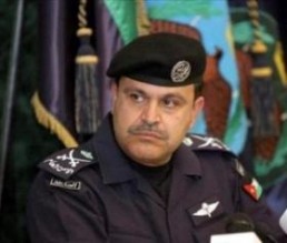 مدير الأمن العام ونائبه ومساعدوه يقتطعون 15 % من رواتبهم للخزينة