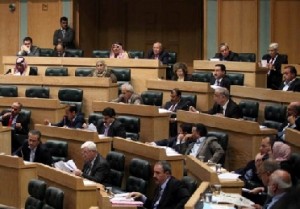 نواب : الحكومات تتعامل بالقطعة مع الشأن العام ..