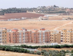 تأجير «سكن كريم» للاجئين السوريين في المملكة