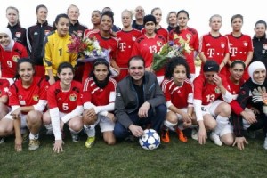 الامير علي مصدوم من راي الفيفا بالحجاب ..!