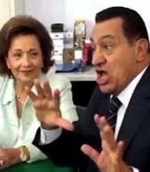 بسبب الانتخابات الرئاسيه .. مبارك حالته تحت الصفر وسوزان ترتدي الملابس السوداء