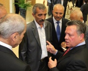 الرواشدة للملك: المعلمون جيش ثان لبناء الوطن