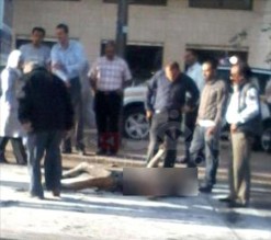 اعتصام أمام "الكهرباء" تضامناً مع "حارق نفسه"