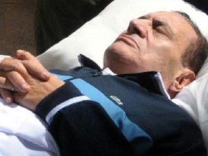 بالفيديو والصور .. الحكم على مبارك والعادلي بالسجن المؤبد