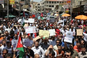 الامن العام:عدد المشاركين في مسيرات امس 995 فقط!!