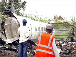 مقتل 153 راكبا بتحطم طائرة بنيجيريا