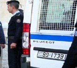 الامن يلقي القبض على شخص مطلوب خطر في منطقة الرصيفة