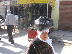 ابناء المخيمات للاخوان : نقل حراككم للمخيمات خدمة لاجندتكم