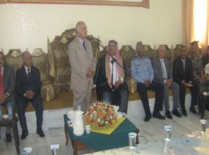 الحسن يؤكد لوجهاء معان وقوفه مع الحراك السلمي