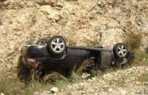 وفاة شخص وإصابة آخر اثر حادث تدهور مركبة في شارع الاردن