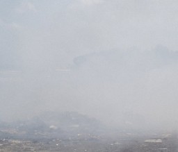 أهالي الرمثا: اندلاع نيران هائلة في الجانب السوري وأصوات المدافع تهز المنازل