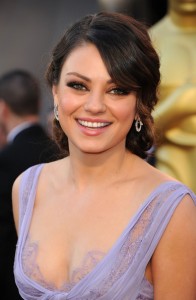 ميلا كونيس.. الأكثر إثارة من اصل اوكراني