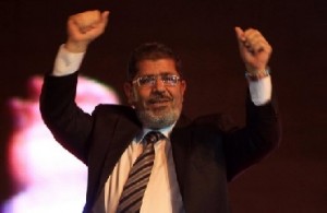 الإخوان المسلمين تعلن محمد مرسي رئيسا لمصر