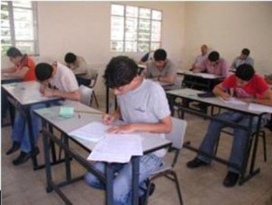 "التربية": (507) طلاب حُرموا من امتحانات "التوجيهي"