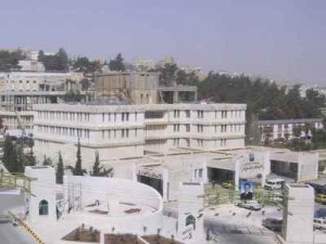 إخلاء 12 سريراً بــ"البشير" بعد حريق بقسم العظام