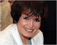 سميرة أحمد: مرسي لا يصلح رئيسا لمصر وزوجته "شكلها لا يصلح"