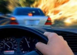 وفاة وسبع إصابات في تدهور مركبة على طريق عمان الطفيلة