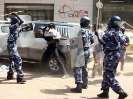 السودان:اعتقال 1000 مواطن خرجوا احتجاجا على رفع الاسعار