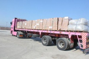 تعطل إدخال المواد الغذائية والزراعية غداً