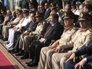 فيسك: نسخة جديدة من الضباط الأحرار في المخابرات تدعم مرسي والفائز هو شفيق