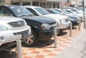 حظر استيراد السيارات المصنعة قبل 5 سنوات
