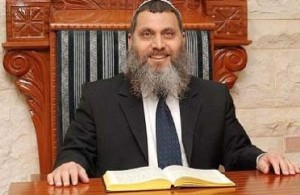 حاخام إسرائيلي: الله شغل الدول العربية بأنفسهم حتى يعيش اليهود بسلام في ارضهم