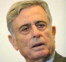 خدام : النظام السوري اقترب من السقوط