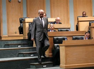 الطراونة يرفض سحب مشروع قانون الانتخاب