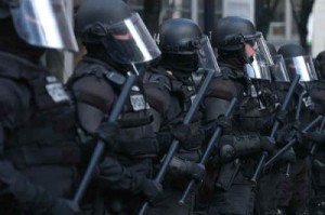 45 ألفا من الحرس البلدي يزحفون على الجزائر العاصمة وتخوف من أعمال شغب