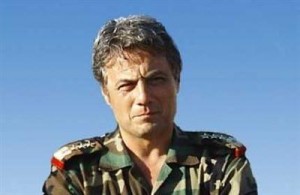 الطريق التي سلكها مناف طلاس للوصول الى باريس