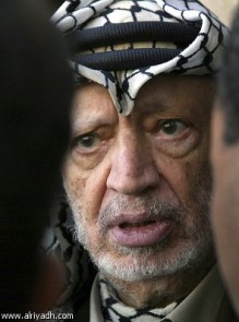 مُغسل عرفات يروي تفاصيل تكفينه