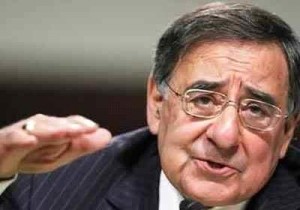 وزير الدفاع الامريكي يحث على مواصلة الضغط حتى سقوط الأسد