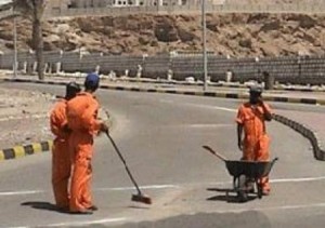 استبدال فترة عمل الظهيرة بشفت مسائي في عمان