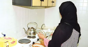 خادمتان آسيويتان تسرقان مصاغا ذهبيا بقيمة 3 آلاف دينار