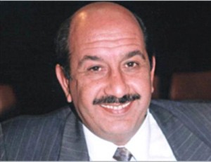 المشاقبة ينفي  عبر العراب نيوز اي توجهات لاعادة هيكلة "الدستور"