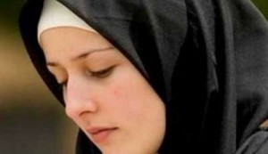 حكم قبول صلاة غير المحجبة وصيامها