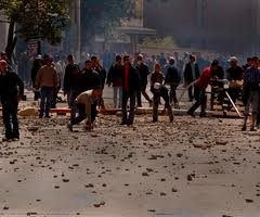 عجلون.. مشاجرة بالسيوف والعصي والحجارة