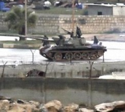 سوريا تتهم أمريكا والسعودية ودولا أخرى بإدارة معارك المعارضة