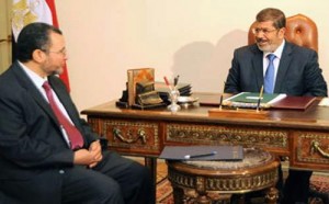 بلاغ ضد مرسي وقنديل يطالبهما بتعديل اتفاقية «كامب ديفيد»