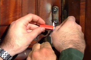 اغلاق (5) مؤسسات غذائية في عمان بالشمع الاحمر